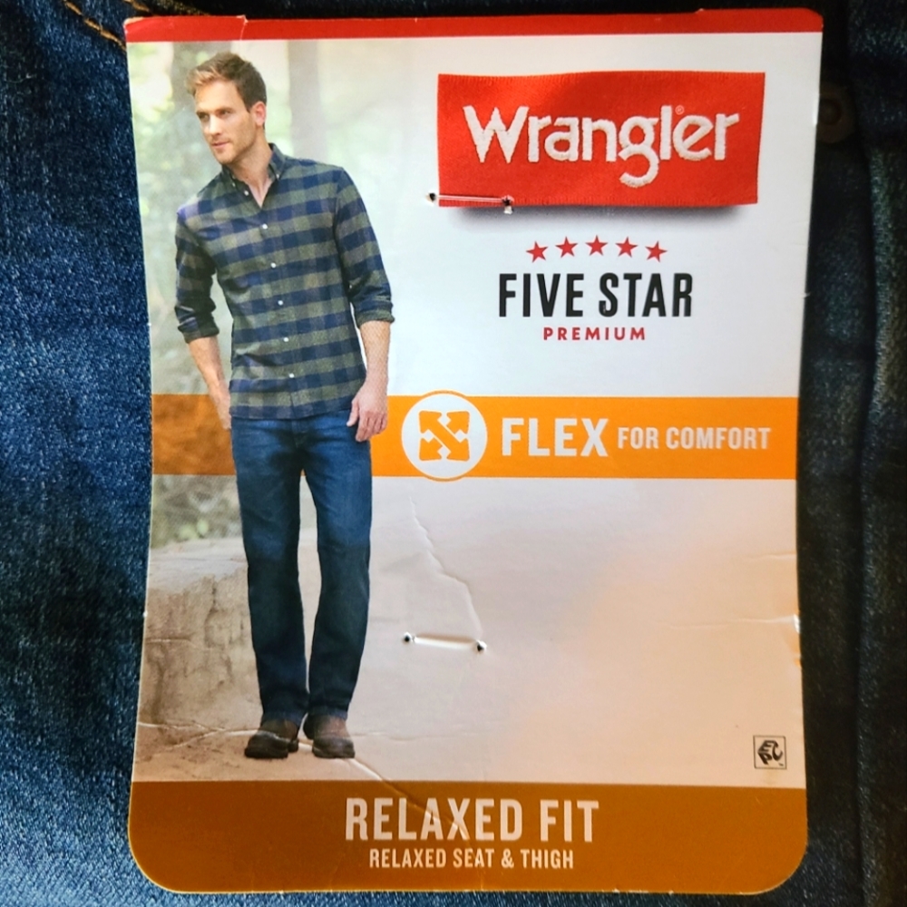 Wrangler Authentic Men's 36X34 Classic 5-Pocket Relaxed Fit Blue Jean NWT